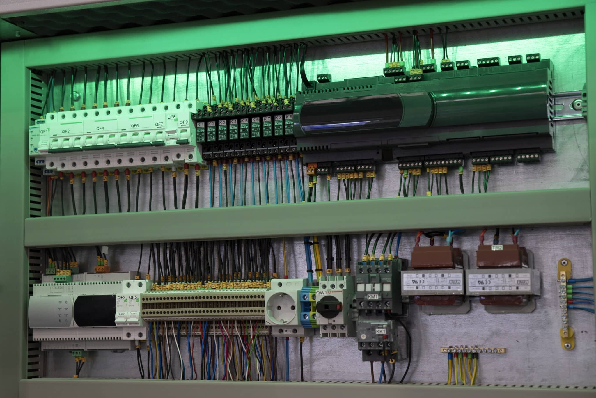 Integrated Circuit Breakers.